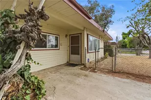 361 Golden, Bakersfield, CA 93306 - Photo 4