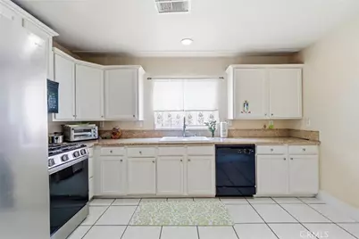 1308 W 90th, Los Angeles, CA 90044 - Photo 18