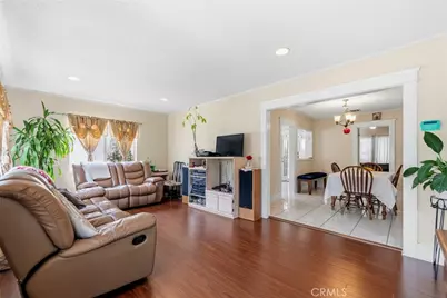 1308 W 90th, Los Angeles, CA 90044 - Photo 8