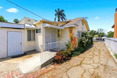 1308 W 90th, Los Angeles, CA 90044 - Photo 36