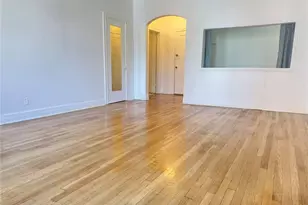 2121 James M Wood Blvd, Los Angeles, CA 90006 - Photo 10