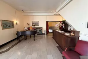 2121 James M Wood Blvd, Los Angeles, CA 90006 - Photo 18