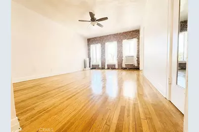 2121 James M Wood Boulevard #411, Los Angeles, CA 90006 - Photo 6