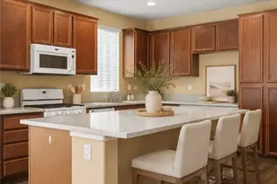 18160 Grove Pl, Fontana, CA 92336 - Photo 6