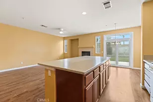 18160 Grove Pl, Fontana, CA 92336 - Photo 10