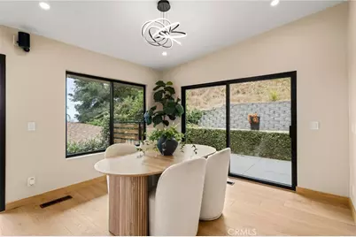 325 N Madison Avenue, Monrovia, CA 91016 - Photo 22