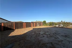 23785 Black Canyon Dr, Menifee, CA 92587 - Photo 4