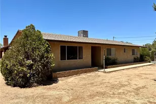 8978 7th, Hesperia, CA 92345 - Photo 1