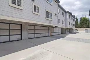343 W Central, Monrovia, CA 91016 - Photo 24