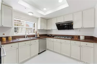1097 S Marguerita #C, Alhambra, CA 91803 - Photo 12