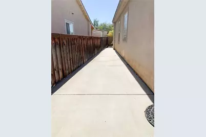 11533 Legends, Beaumont, CA 92223 - Photo 16