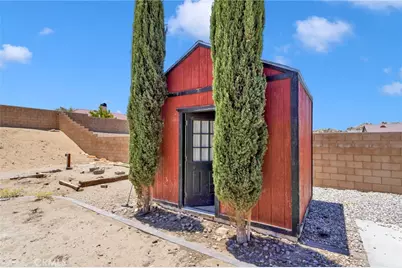 17877 Cabazon, Apple Valley, CA 92307 - Photo 34