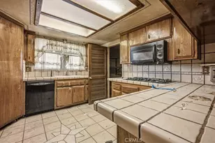6540 Etiwanda, Jurupa Valley, CA 91752 - Photo 14