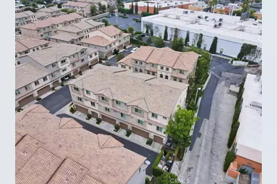853 E Hollyvale, Azusa, CA 91702 - Photo 48