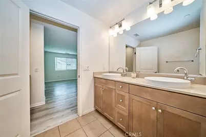 853 E Hollyvale, Azusa, CA 91702 - Photo 42