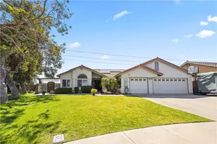 3906 N Flame Tree, Rialto, CA 92377 - Photo 2