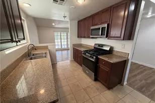 20527 Londelius St, Winnetka, CA 91306 - Photo 18