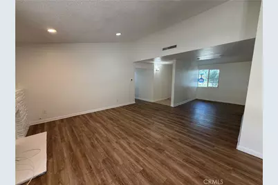 20527 Londelius Street, Winnetka, CA 91306 - Photo 8