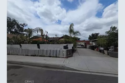 322 W Phillips, Ontario, CA 91762 - Photo 2