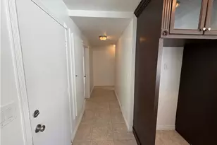 27589 Elder View Dr, Valencia, CA 91354 - Photo 30