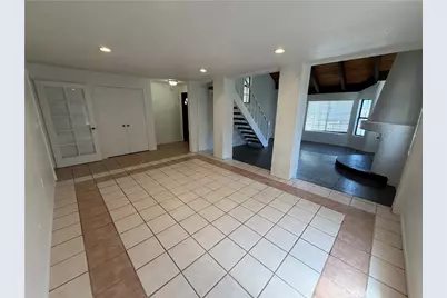 27589 Elder View Drive, Valencia, CA 91354 - Photo 6