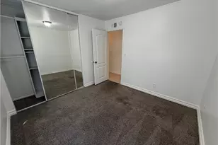 27589 Elder View Dr, Valencia, CA 91354 - Photo 40