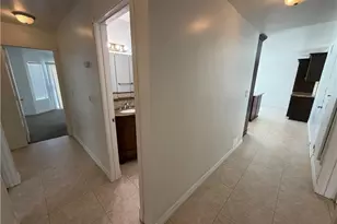 27589 Elder View Dr, Valencia, CA 91354 - Photo 34