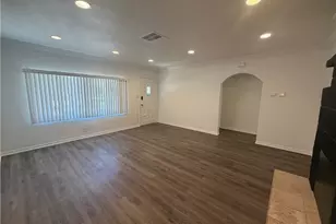 6250 Babcock Ave, North Hollywood, CA 91606 - Photo 32