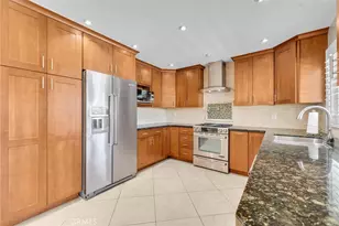 15448 Sandhurst St, Fontana, CA 92336 - Photo 12