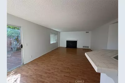 11439 Fox Hollow Lane, Pacoima, CA 91331 - Photo 8