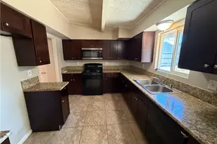 18026 Ingomar St, Reseda, CA 91335 - Photo 16