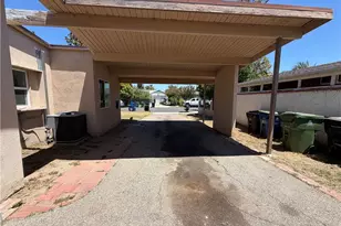 18026 Ingomar St, Reseda, CA 91335 - Photo 4