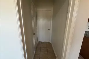 17046 Saticoy St, Van Nuys, CA 91406 - Photo 16