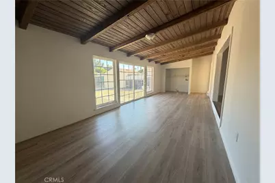 17046 Saticoy Street, Van Nuys, CA 91406 - Photo 8