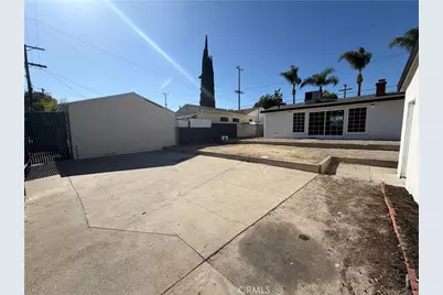 17046 Saticoy Street, Van Nuys, CA 91406 - Photo 38