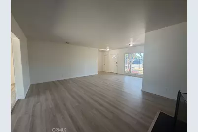 17046 Saticoy Street, Van Nuys, CA 91406 - Photo 6