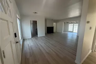17046 Saticoy St, Van Nuys, CA 91406 - Photo 4