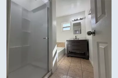 17046 Saticoy Street, Van Nuys, CA 91406 - Photo 28
