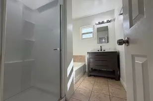 17046 Saticoy St, Van Nuys, CA 91406 - Photo 28