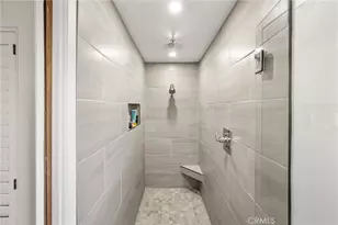 1523 Columbine Way, Upland, CA 91786 - Photo 16