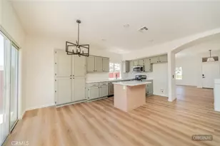 27698 Via Sol Arriva, Moreno Valley, CA 92555 - Photo 14