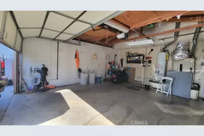 9306 Parmelee Avenue, Los Angeles, CA 90002 - Photo 12