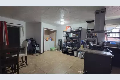 9306 Parmelee Avenue, Los Angeles, CA 90002 - Photo 4