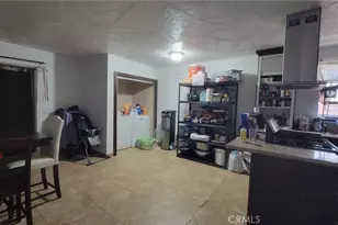 9306 Parmelee Ave, Los Angeles, CA 90002 - Photo 4