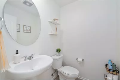 8496 Woodrose, Jurupa, CA 92509 - Photo 14
