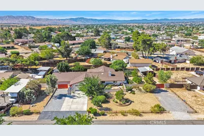 14185 Cuyamaca Road, Apple Valley, CA 92307 - Photo 48