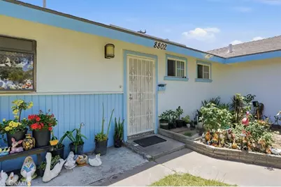 8802 Los Flores, Buena Park, CA 90620 - Photo 6