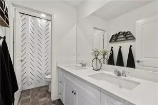 16736 Petrus Ln, Fontana, CA 92336 - Photo 12