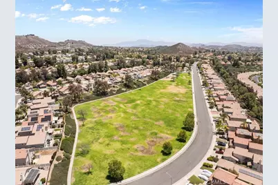 24108 Whistling Swan, Murrieta, CA 92562 - Photo 42