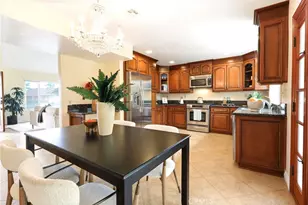 9925 Pinyon Ct, Fontana, CA 92335 - Photo 12